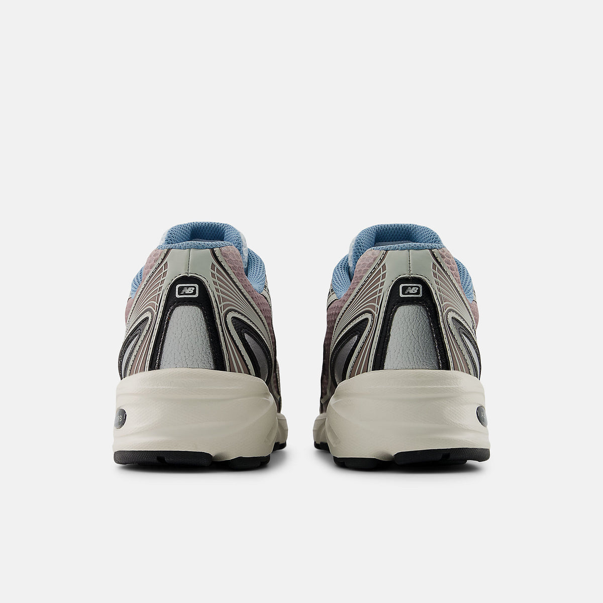 New Balance 740 Sea Salt with Earth Shadow