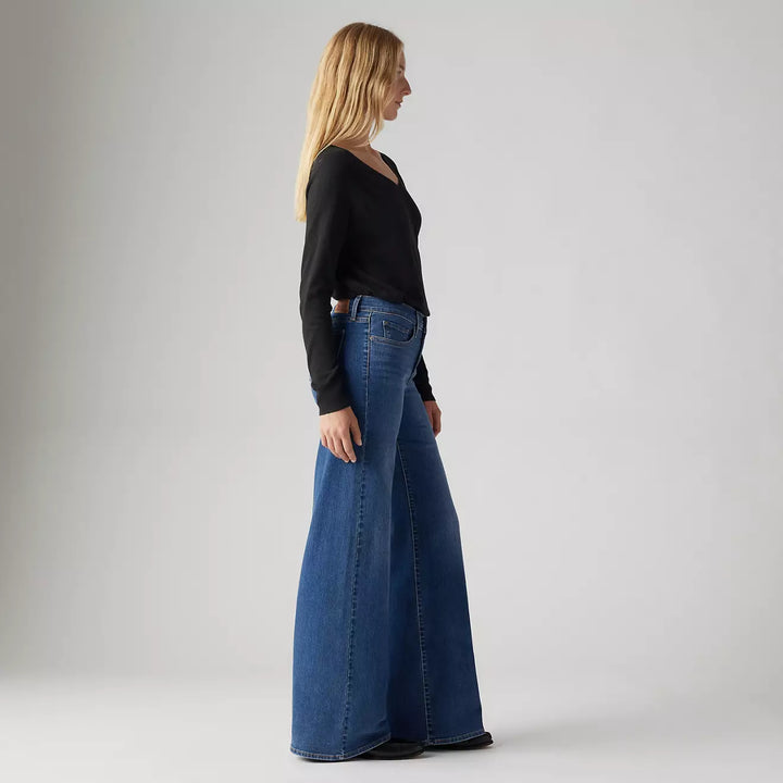 Levi's 318 Shaping Wide Leg