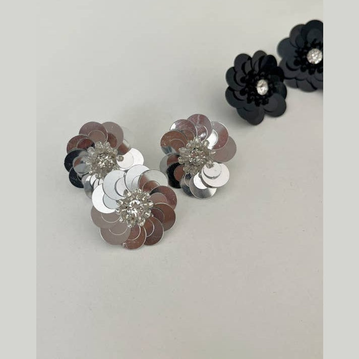 BILLIE Mini Sequin Flower Shoe Charm for Sneakers, Sandals: Ivory