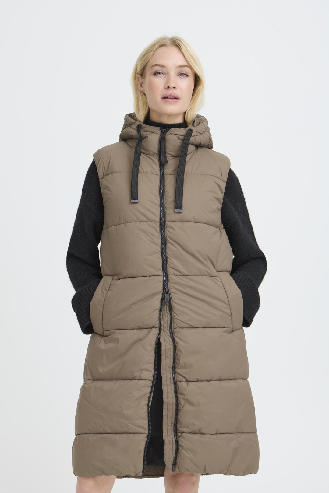 b.young Ominax Puffer Vest