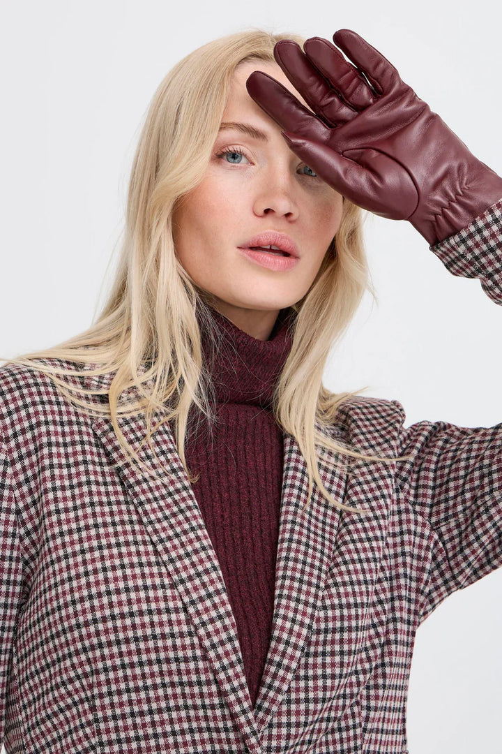 b.young Vante Gloves