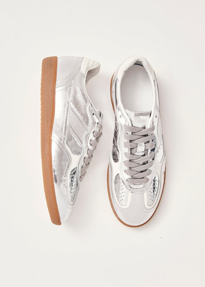 Alohas Shimmer Silver Cream Leather Sneakers