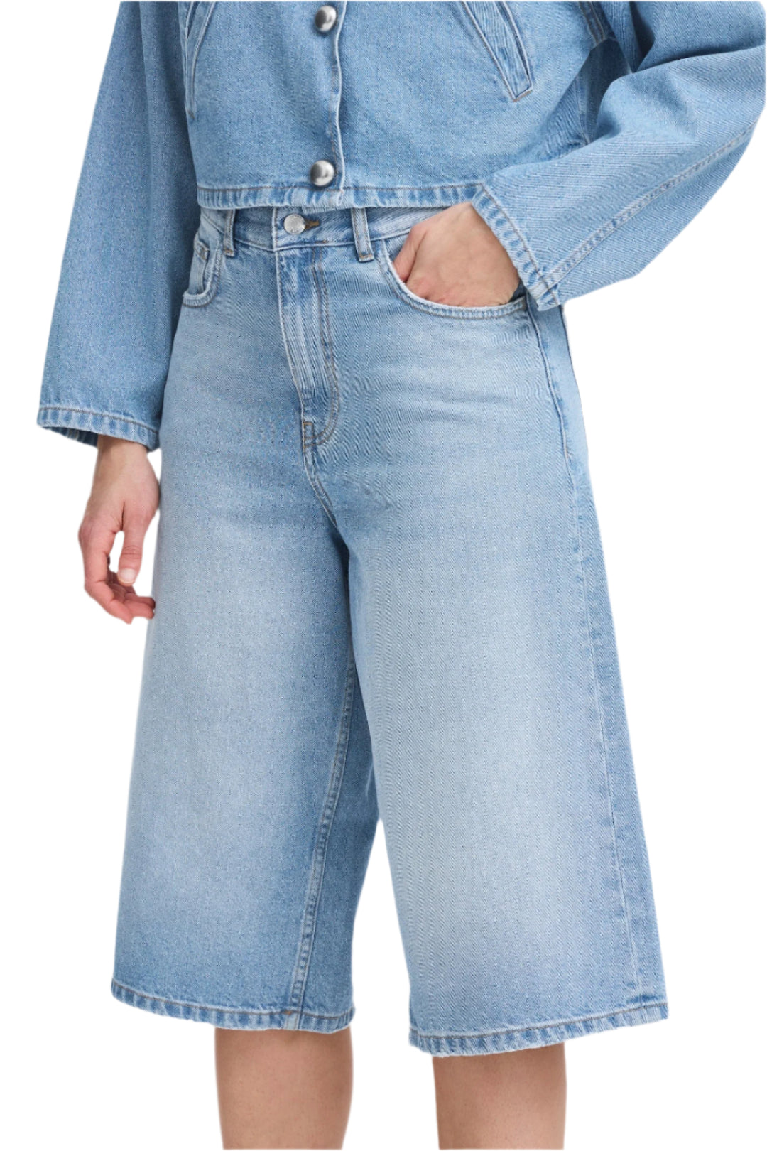 b.young Lunna Jean Jorts