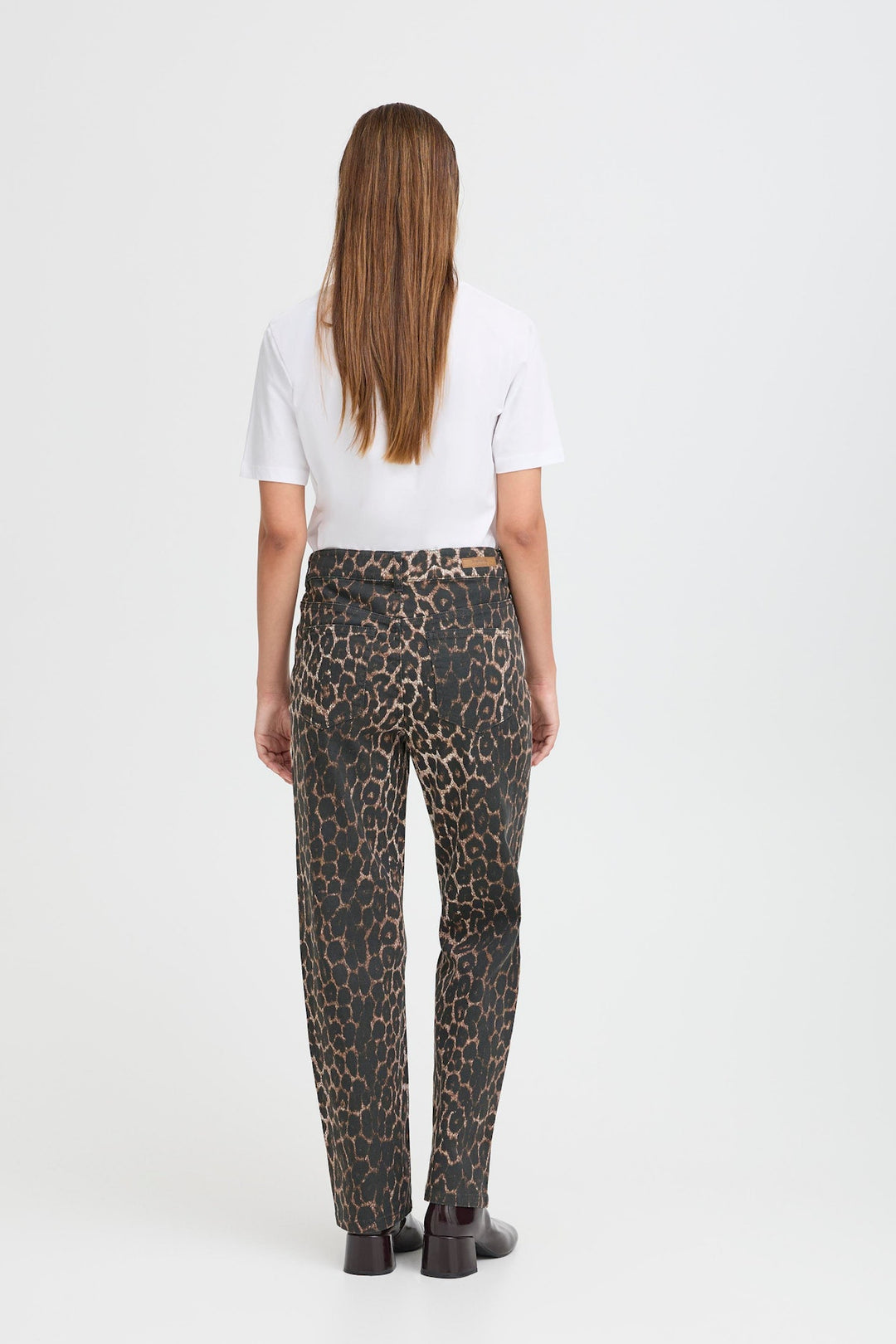 b.young Kenna Leopard Print Jean