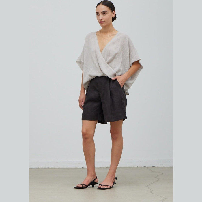 Pleated Long Walking Linen Shorts