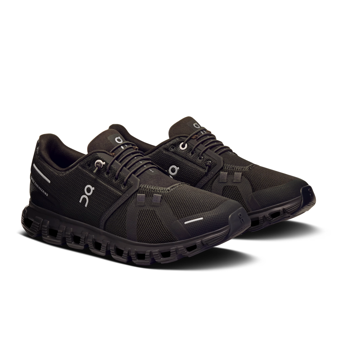 On Running Cloud 6 Black/Black