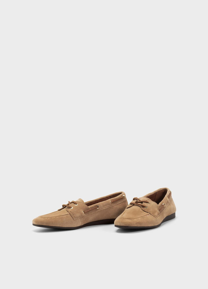 Vagabond Hillary Boat Shoe