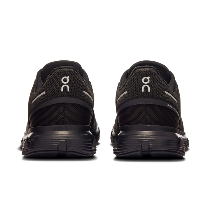 On Running Cloud 6 Black/Black