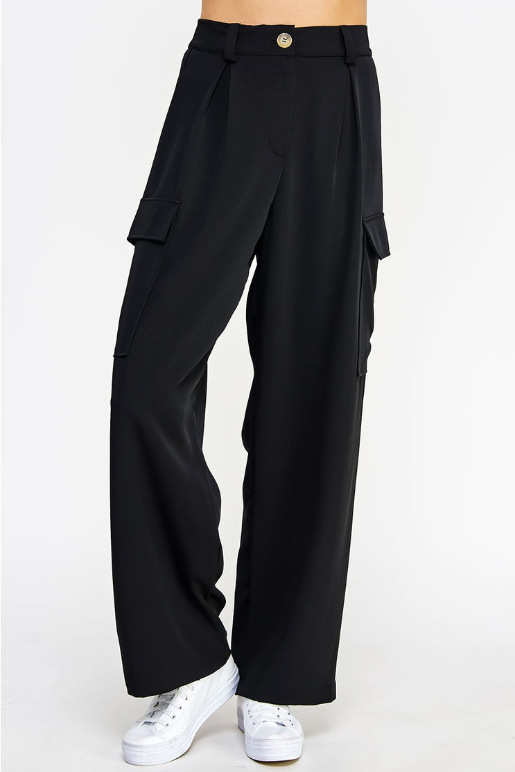 Wide Leg Tailored Cargo Pant