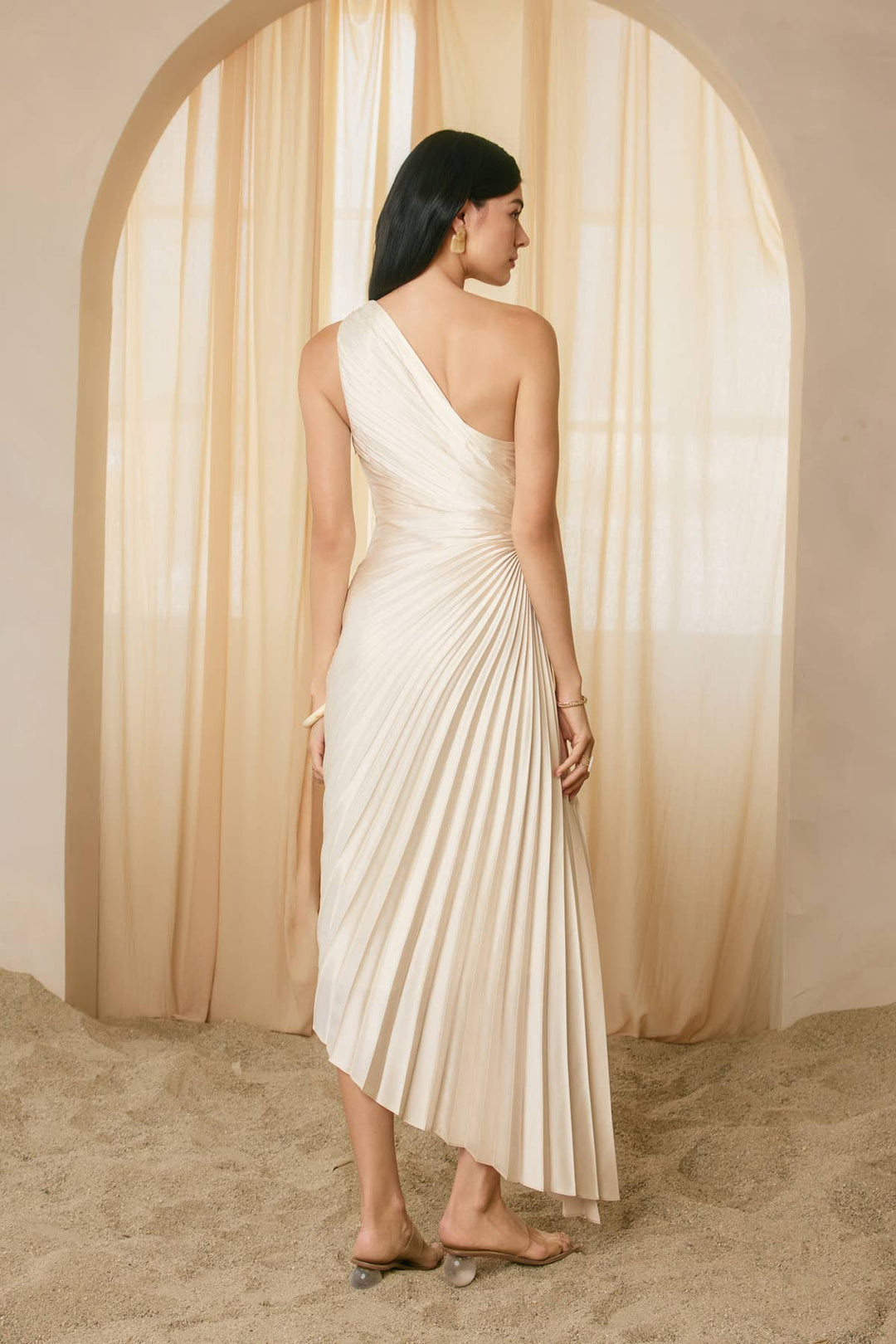 Satin One Shoulder Asymmetrical Pleated Dress: BLACK / S-M-L(3-2-1)