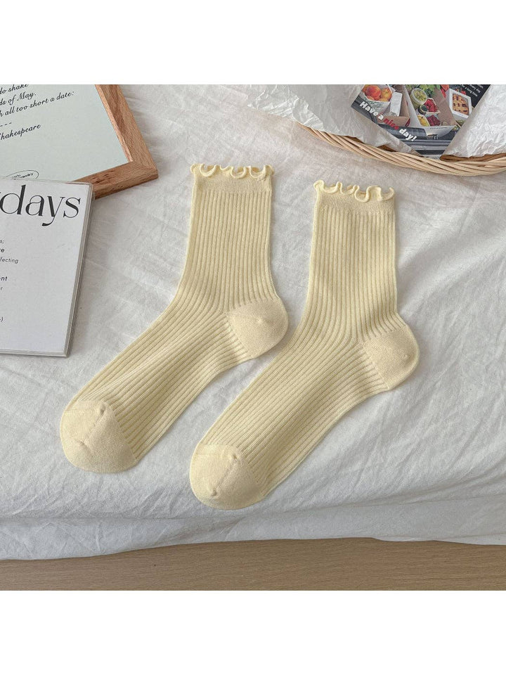Classic Ribbed Ruffle Crew Socks
