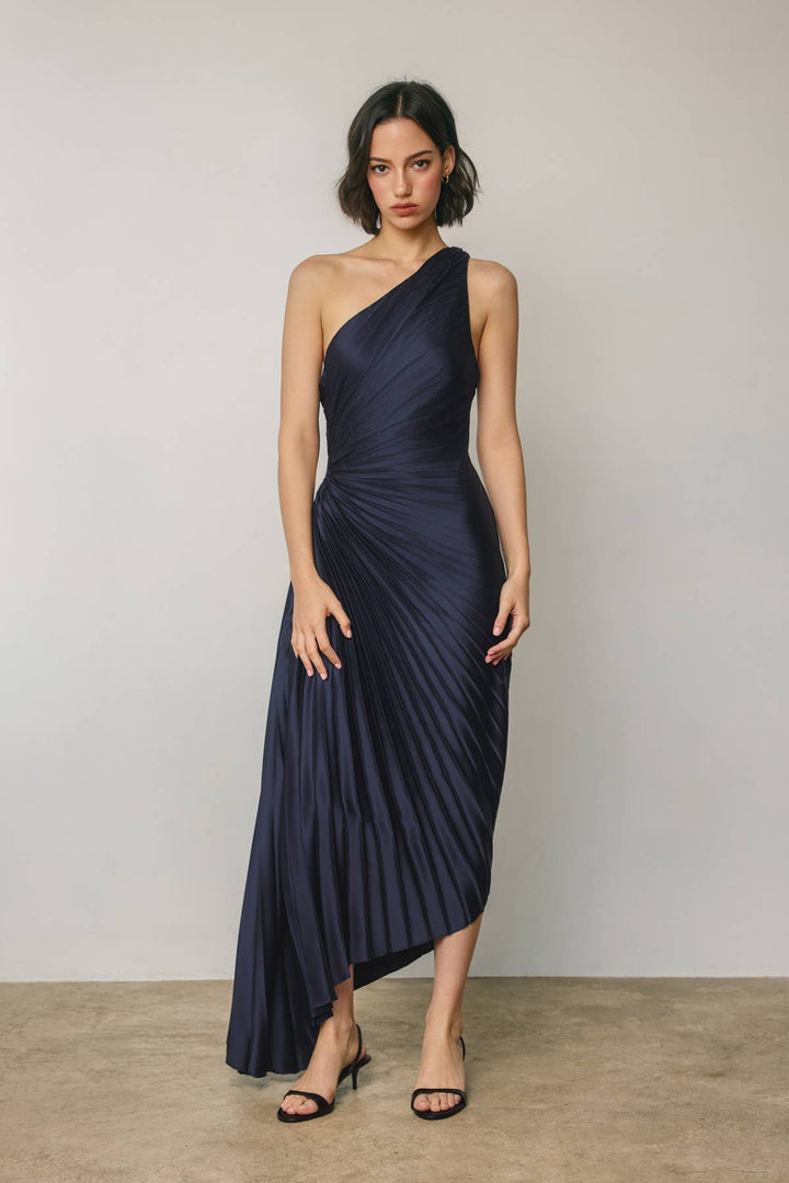Satin One Shoulder Asymmetrical Pleated Dress: BLACK / S-M-L(3-2-1)