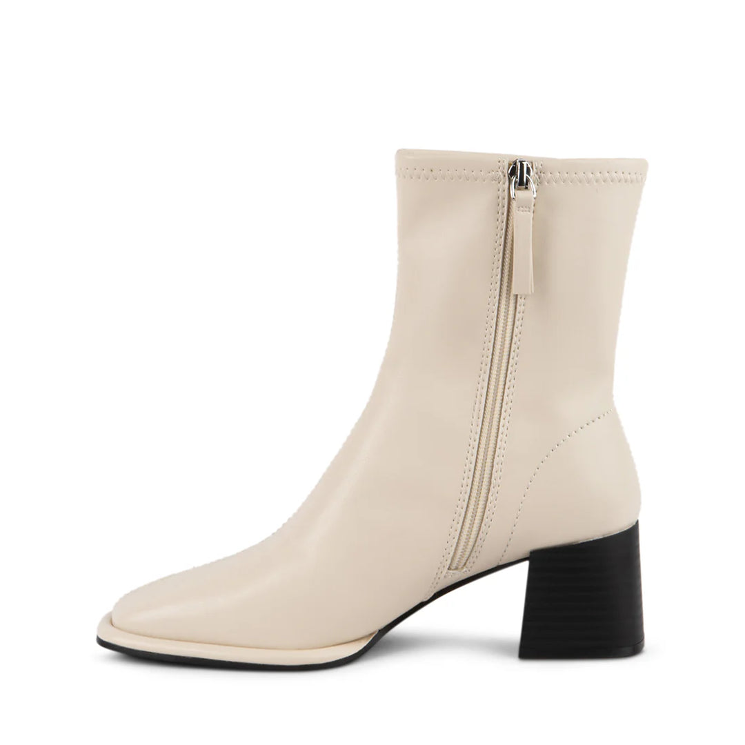 Steve Madden Pammy Ankle Boot