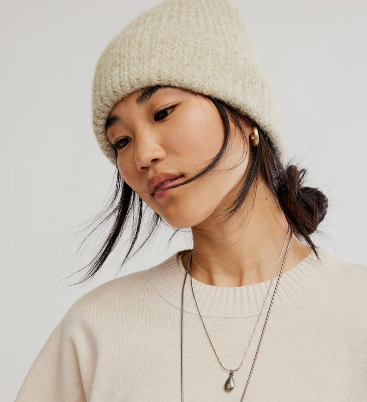 Frostline Beanie