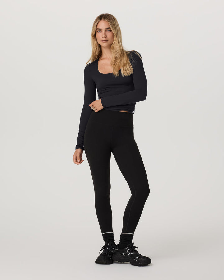Vuori Long Sleeve Halo Essential Scoop