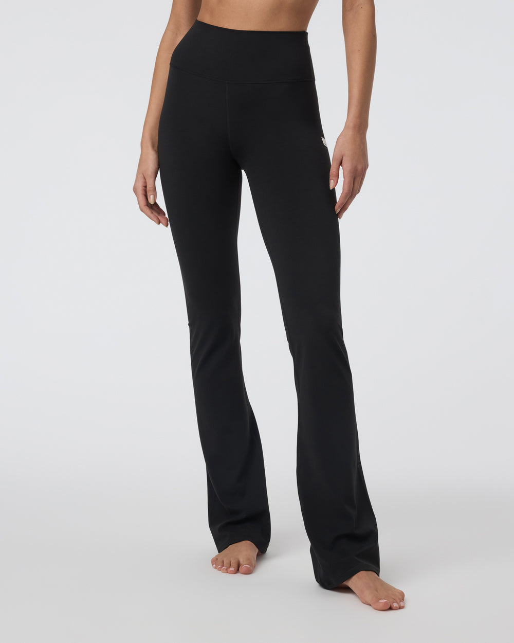 Vuori AllTheFeels Slim Flare