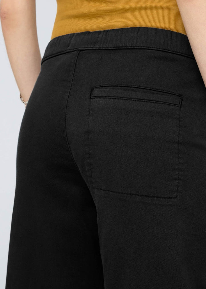 Du/er No Sweat Wide Leg Trouser
