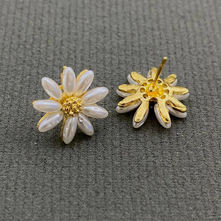 Daisy Ear Studs Earrings