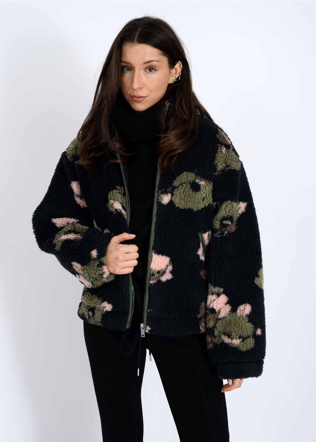 Lola's Room Rosey Sherpa Zip Jacket