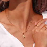 Simple Rhombus Cat's Eye Stone Pendant Neckalces DPJN2904: Black