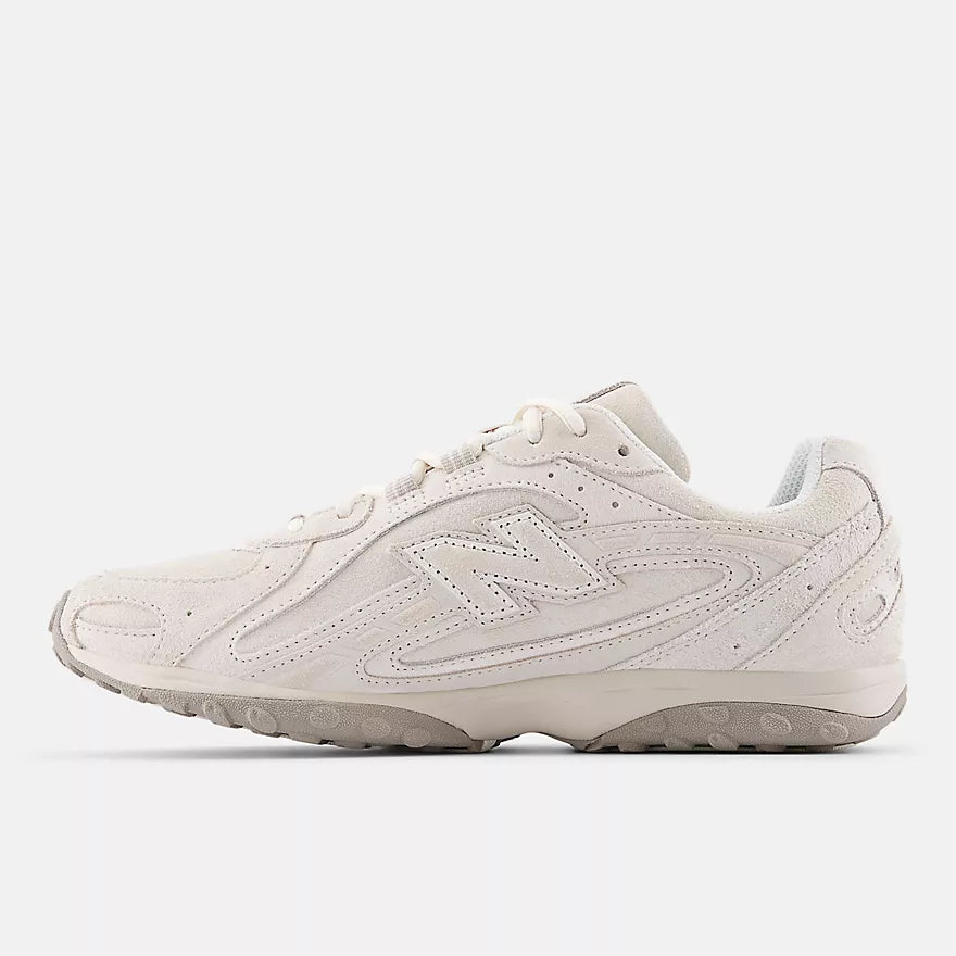 New Balance 204L Timberwolf with Linen