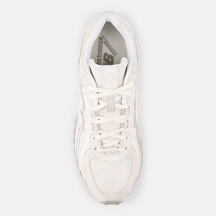 New Balance 204L Timberwolf with Linen