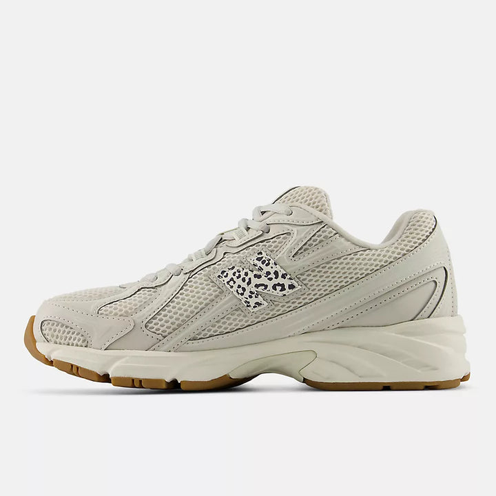 New Balance 740 Moonbeam with Sea Salt