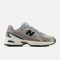 New Balance 740 Sea Salt with Earth Shadow
