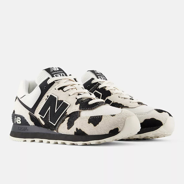New Balance 574 Black with Linen