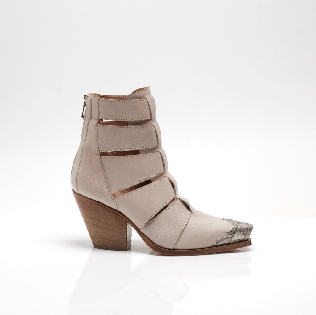 Free People Brayden Western Boot, Taupe, 6 : : Clothing