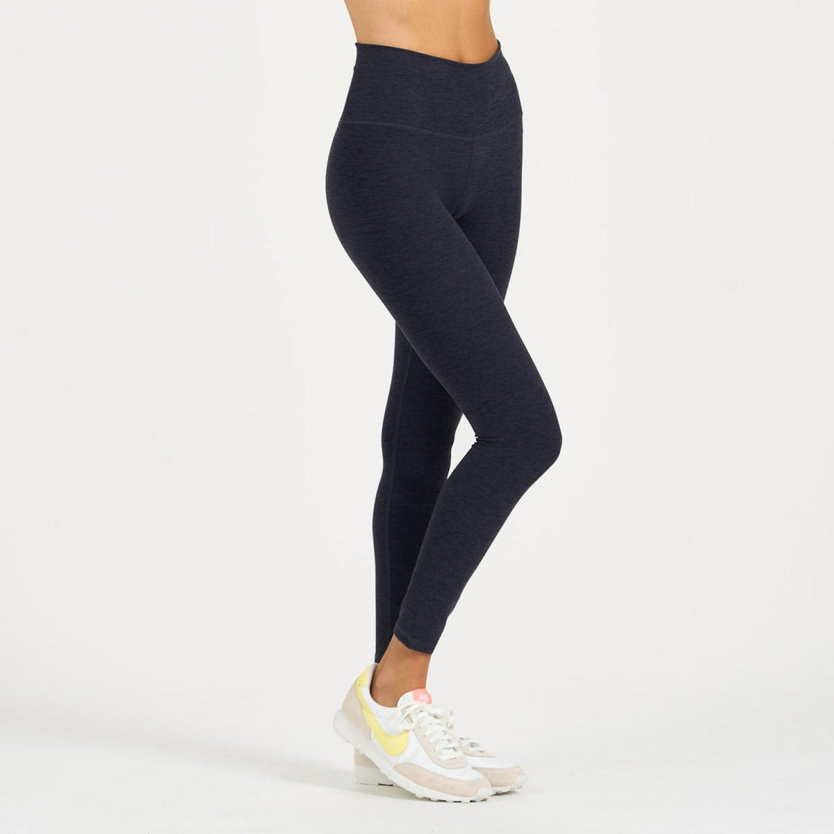 Vuori Clean Elevation Legging – S.O.S Save Our Soles